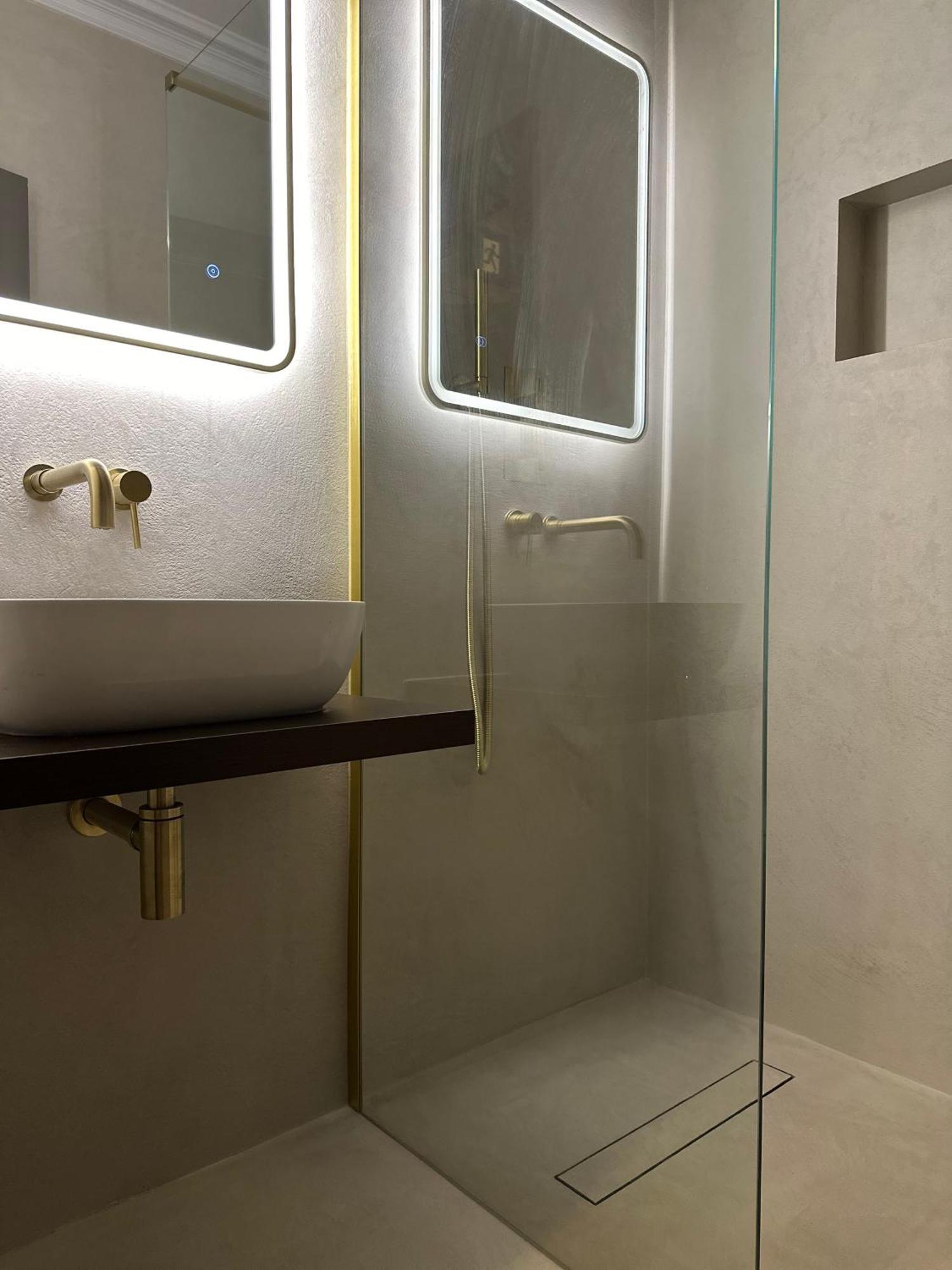 Magistrates Penthouse Suite - Town Centre Apartments With Spa Morpeth Exteriör bild